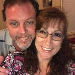 Meet your Posher, Dina